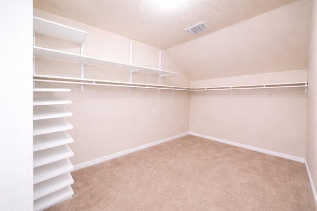 Building Photo - 12107 Riprap Dr