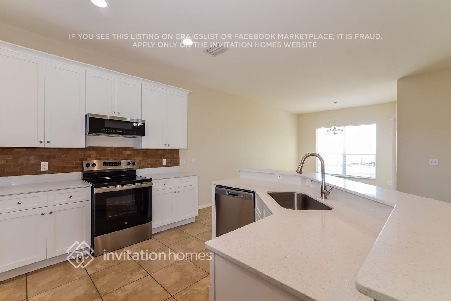 Building Photo - 2548 Sand Hill Point Cir