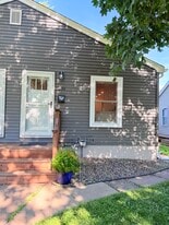 Building Photo - 209 12th Ave N