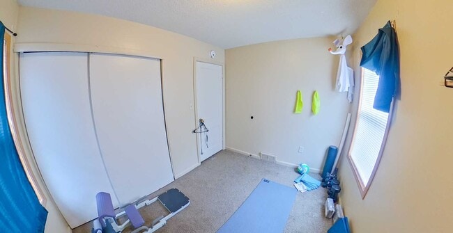 Building Photo - 3D Tour Available - Washer & Dryer Included + Pet-Friendly + Off-Street Parking! Available March ...