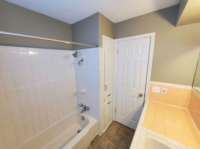 Building Photo - 3 bed 1 bath in Midwest City