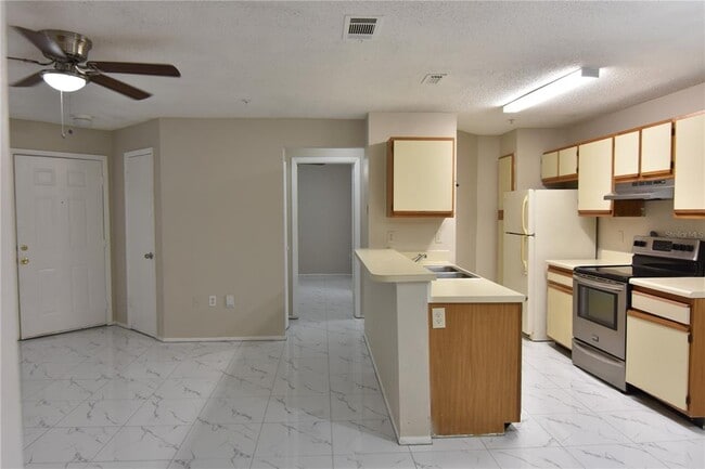 Building Photo - 956 Salt Pond Pl