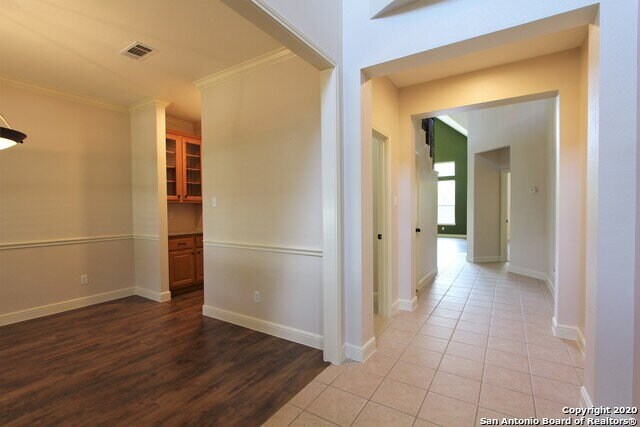 Building Photo - 1806 Three Forks