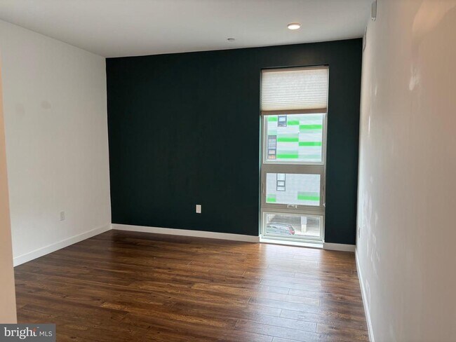 Building Photo - 1501 N 31st St