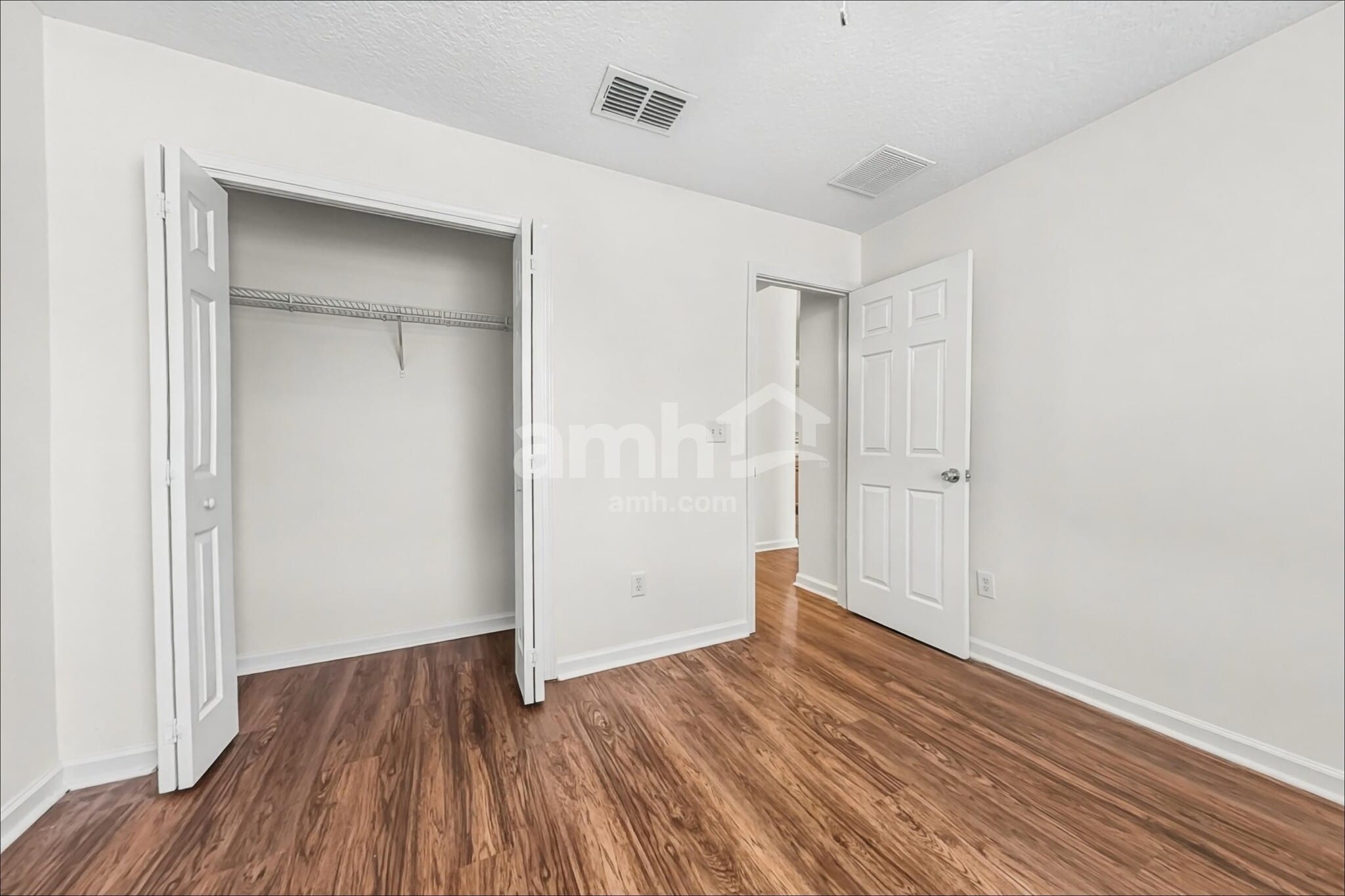 Building Photo - 10008 Lancashire Dr