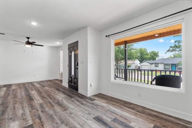 Building Photo - 4136 Lisbon St