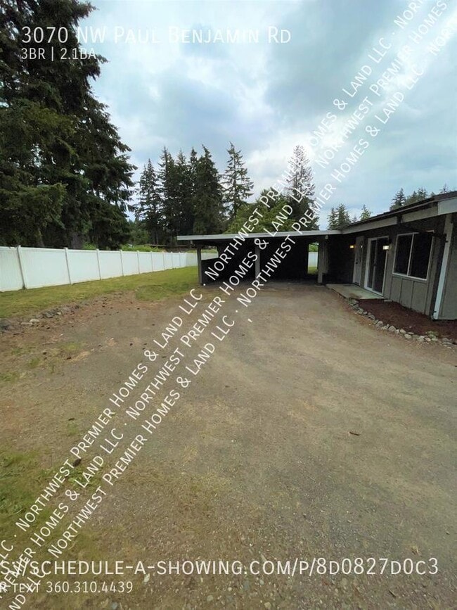 Building Photo - 3070 NW Paul Benjamin Rd