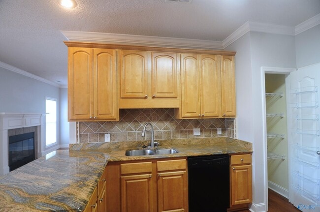 Building Photo - 5016 Liberty Park Cir SE