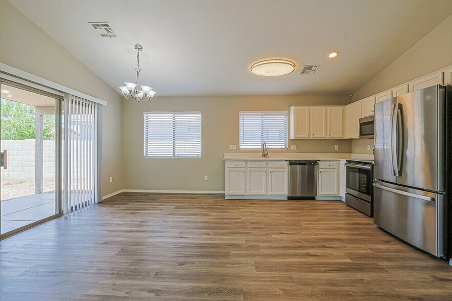Building Photo - 1741 W Desert Mountain Dr