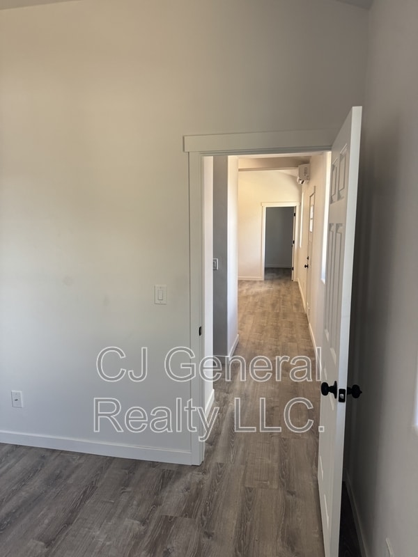 Building Photo - 90 Beacon Ct