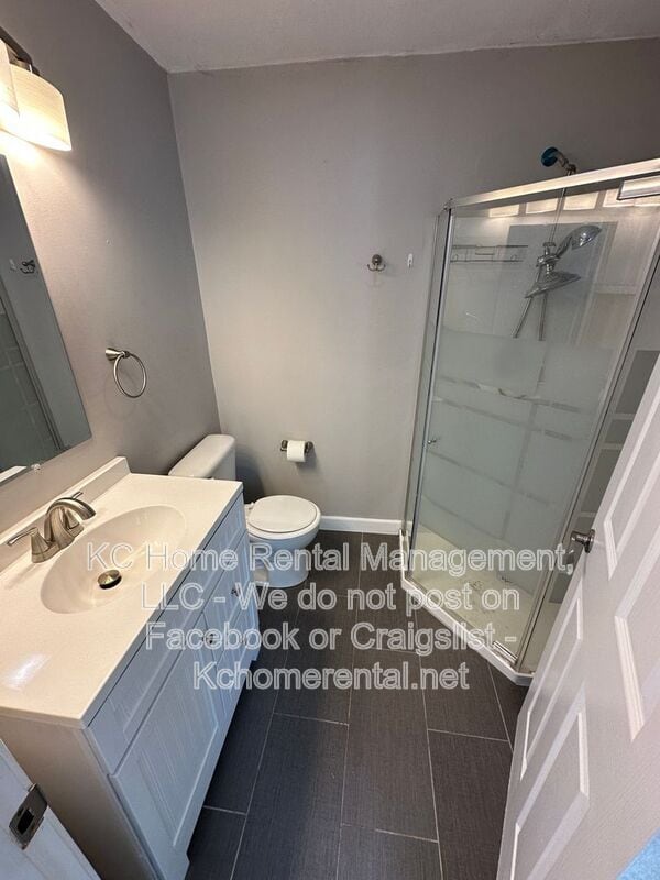 Building Photo - 316 W Elm St