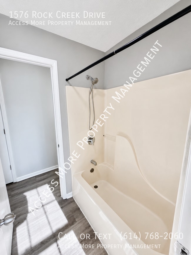 Building Photo - 1576 Rock Creek Dr