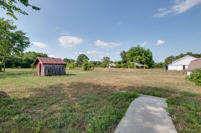 Building Photo - 8830 Manchester Pike