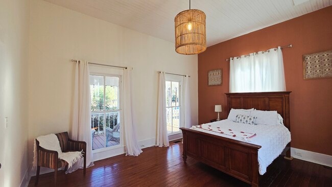 Building Photo - 13333 W Main St