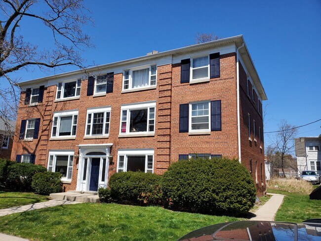 Building Photo - WS Properties