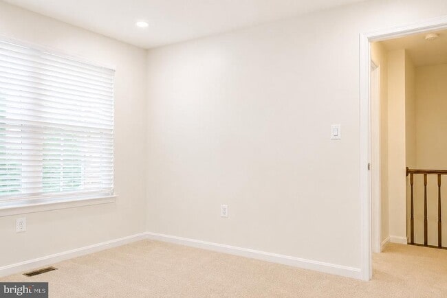 Building Photo - 2103 Dominion Heights Ct