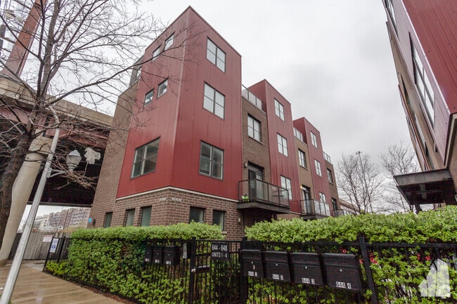 Building Photo - 648 W 16th St