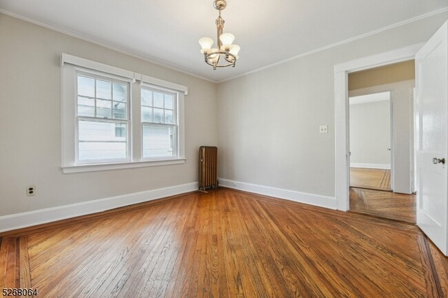 Building Photo - 40 Brookfield Rd