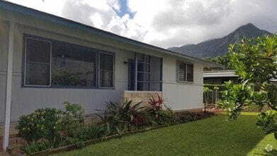 Building Photo - 2BD / 1BA / Carport- Single-Family Home – ...