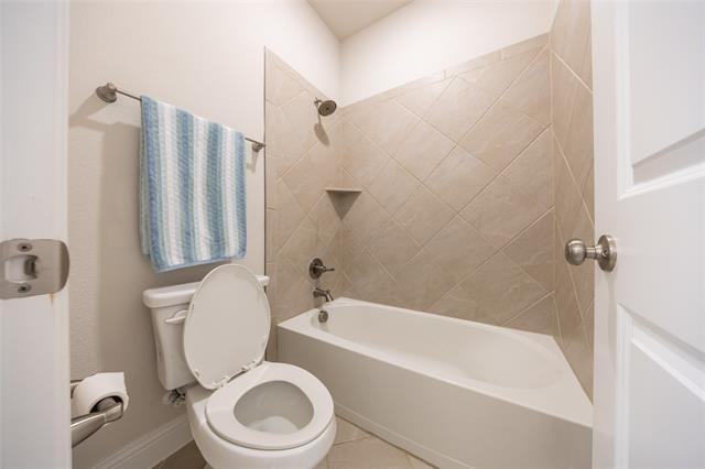 Building Photo - 2817 Diamondback Dr