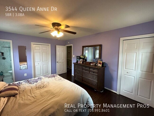 Building Photo - 3544 Queen Anne Dr
