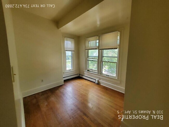 Building Photo - 310 N Adams St