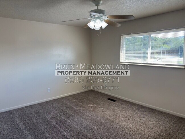 Building Photo - 3610 Kelly Cir