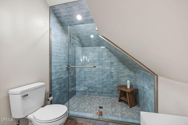 Building Photo - 201 S Olive St