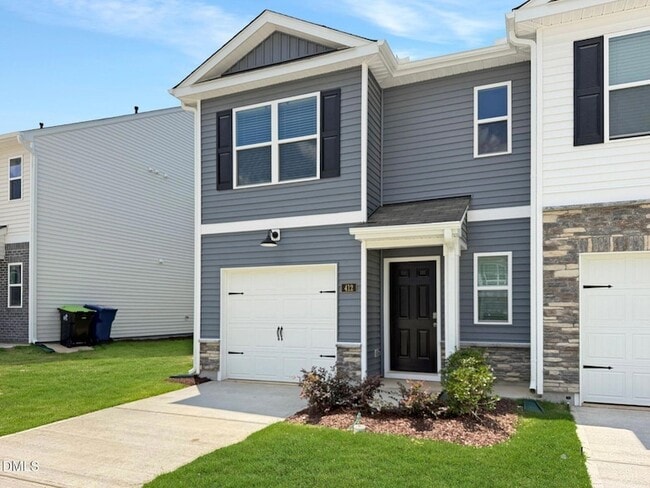 Building Photo - 412 Cherry Laurel Dr