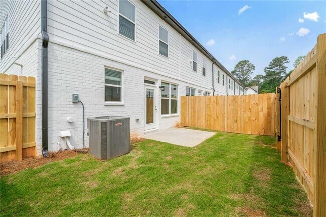 Building Photo - 206 Auburn Valley Wy