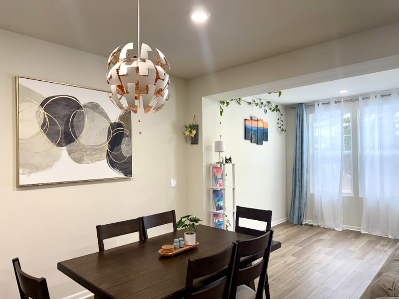 Building Photo - 525 Addison Cir