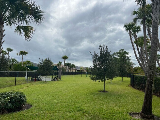 Building Photo - Luxury Living in a Gated Community – Modern 2-Bed Home with Premium Amenities!