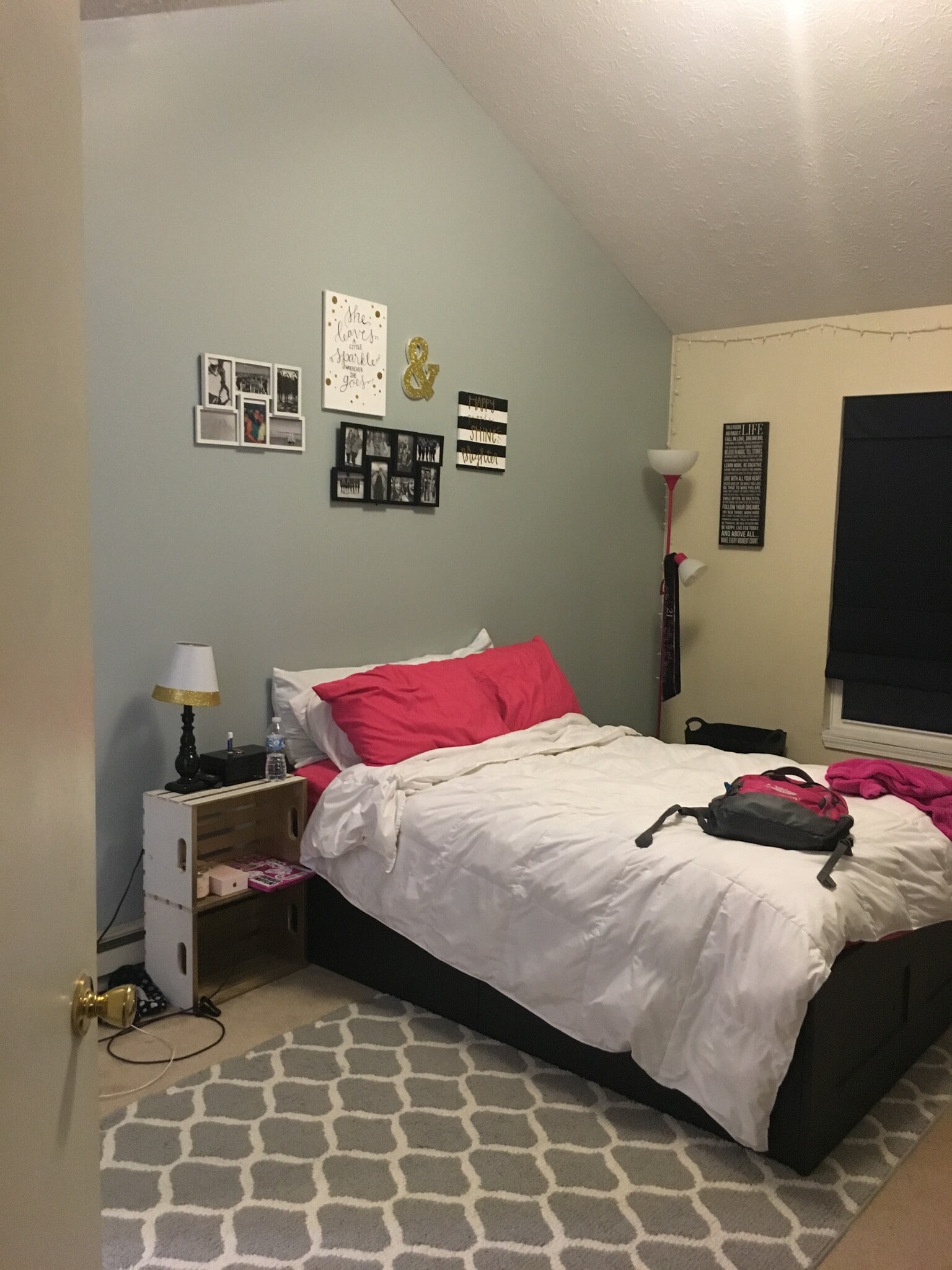 Building Photo - 1685 Olympus Dr