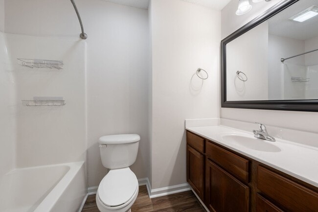 Building Photo - WOW!! Prime location and quite living in Charming 2brd 2.5 bath townhouse