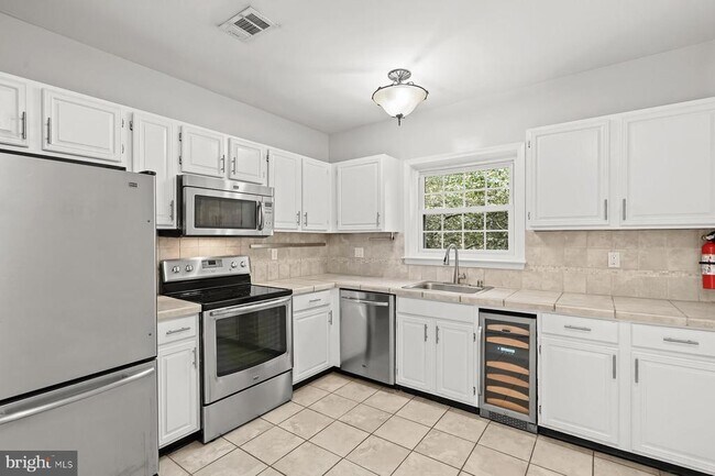 Building Photo - 4305 Massachusetts Ave NW