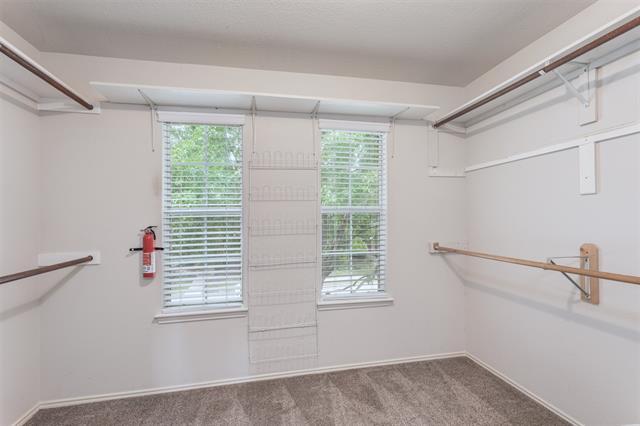 Building Photo - 12328 Hawk Creek Dr