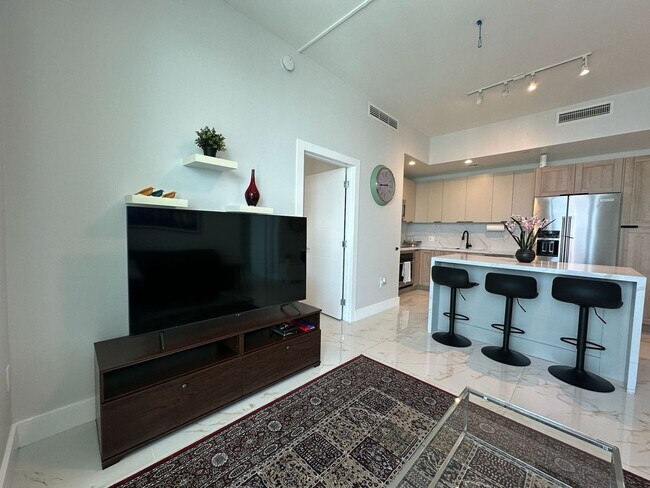Building Photo - 950 Brickell Bay Dr