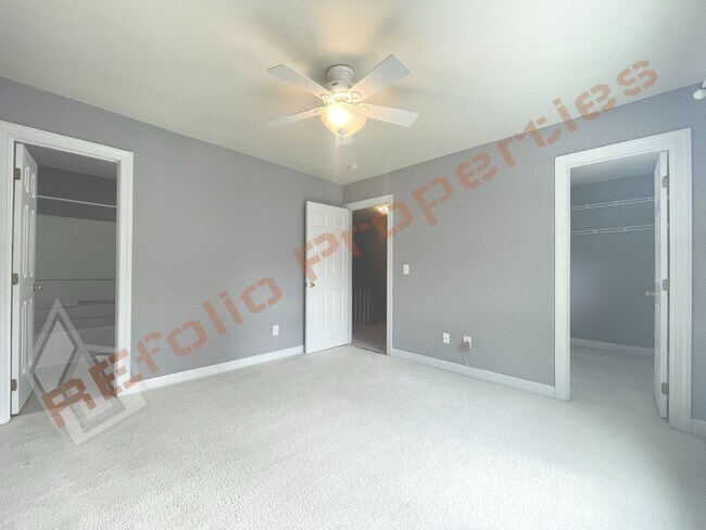 Building Photo - Fantastic Location! Beautiful 2 Bedroom 2....