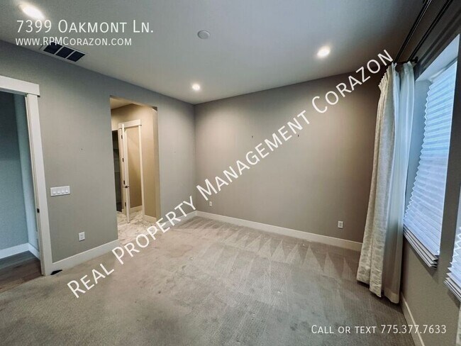 Building Photo - 7399 Oakmont Ln