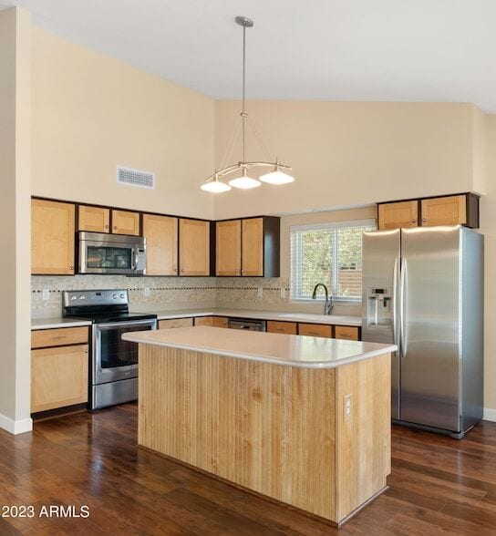 Building Photo - 4104 E Palo Brea Ln