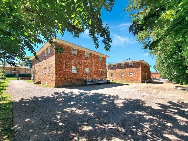 Building Photo - 3206 Orchard Manor Cir