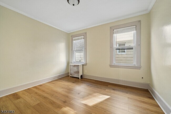 Building Photo - 378 Boyden Ave