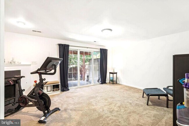 Building Photo - 506 Torbert Loop