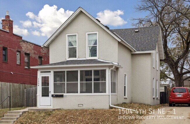Building Photo - 1504 4th St NE