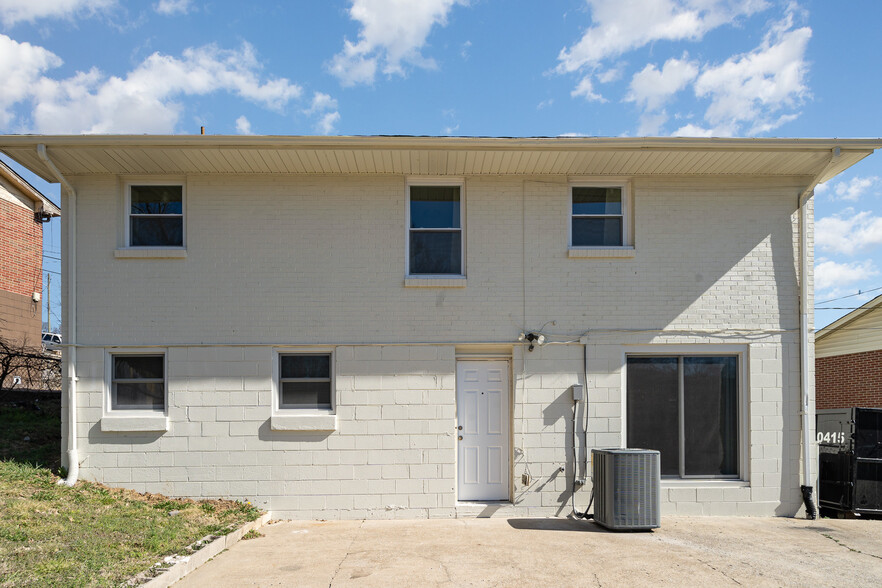 Building Photo - 1308 N Avondale Cir