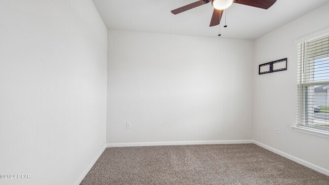 Building Photo - 5037 Rivergrass Dr