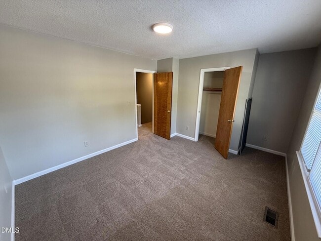 Building Photo - 2905 Faversham Pl