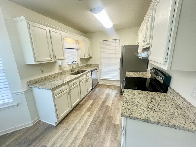 Building Photo - 242 Village Cove