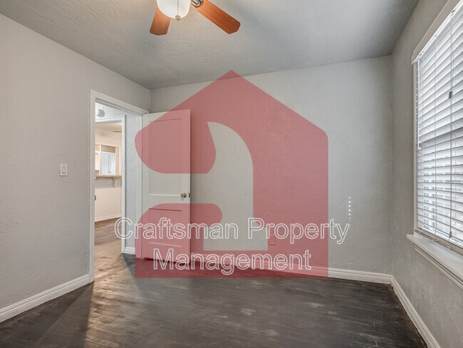 Building Photo - 3132 NW 28th St
