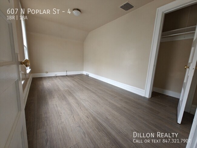 Building Photo - 607 N Poplar St